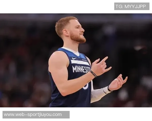 湖媒建议球队全力引进迪文岑佐提升进攻火力三分球将助力球队表现